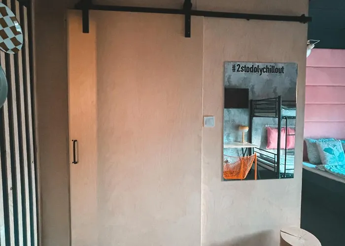 2 Stodoly Chillout Oda ve Kahvaltı Dziwnów